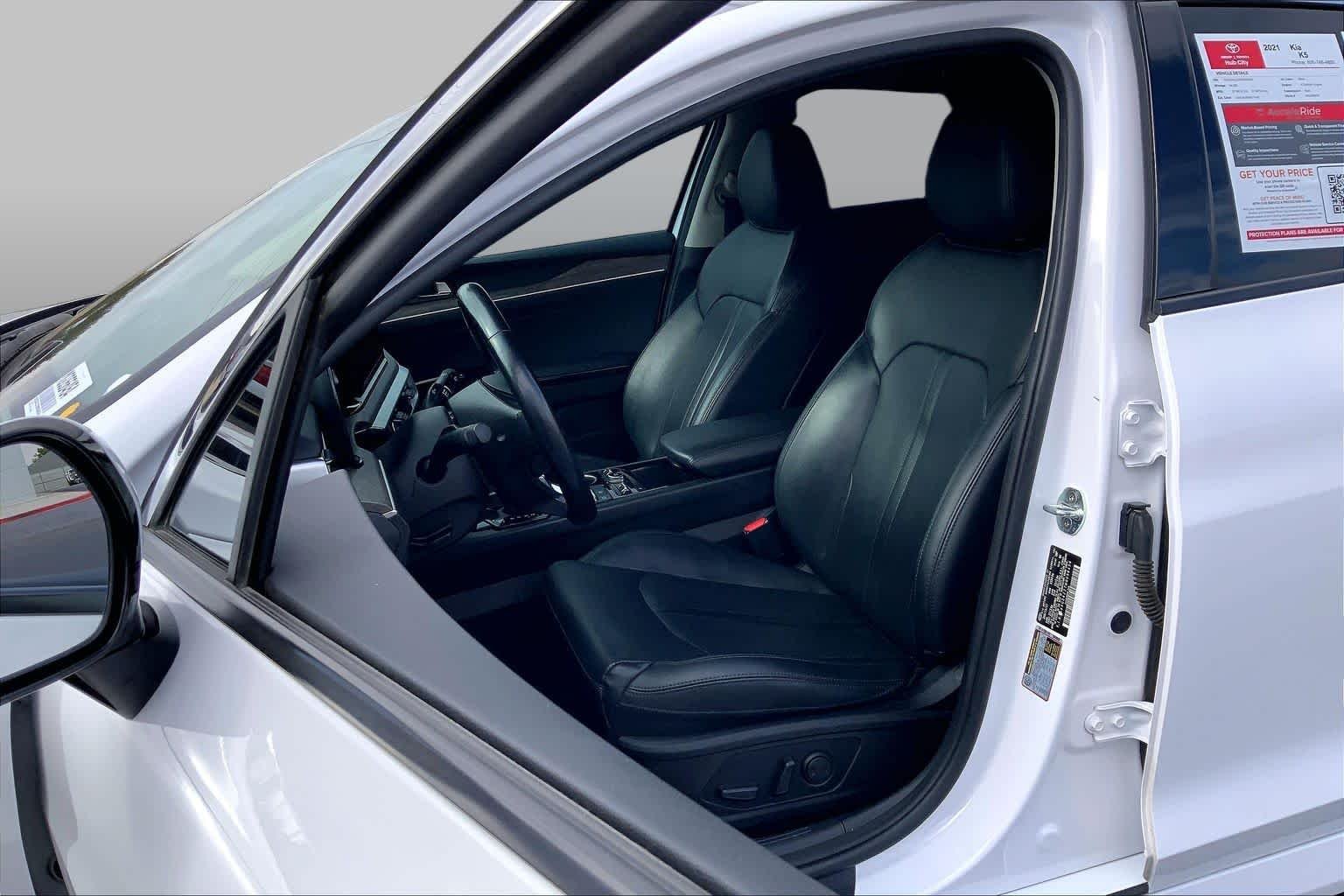 Used 2021 Glacial White Pearl Kia EX image 8