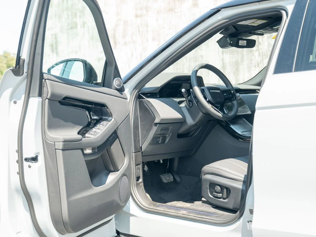 New 2026 Gray Land Rover S image 10