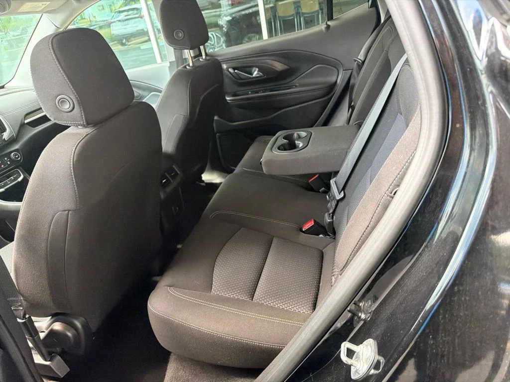 Used 2024 Black GMC SLE image 9