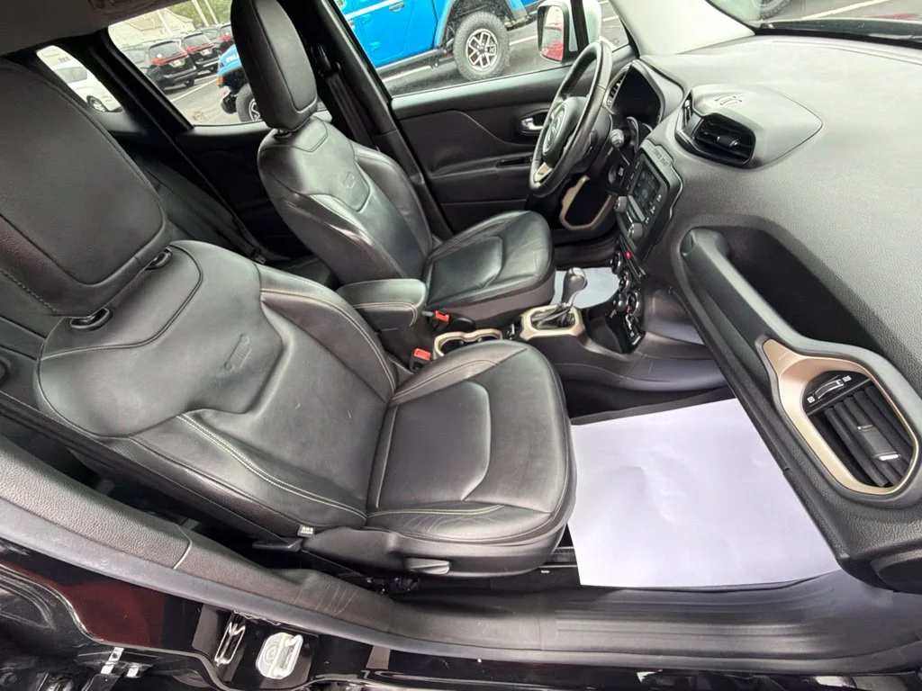 Used 2015 Black Jeep Limited image 36