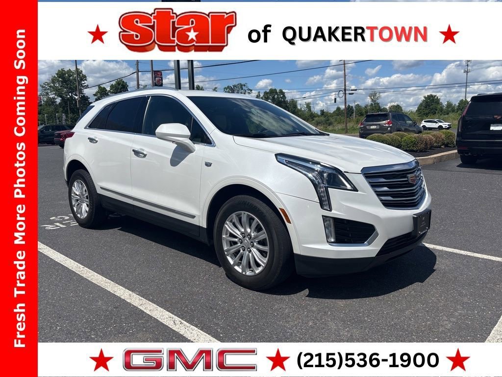 Certified Used 2018 CRYSTAL WHITE TRICOAT Cadillac AWD image 1