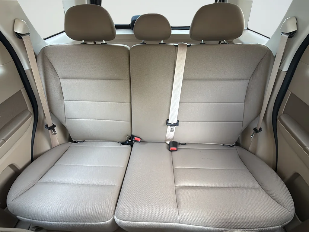 Used 2009 White Ford XLT image 15