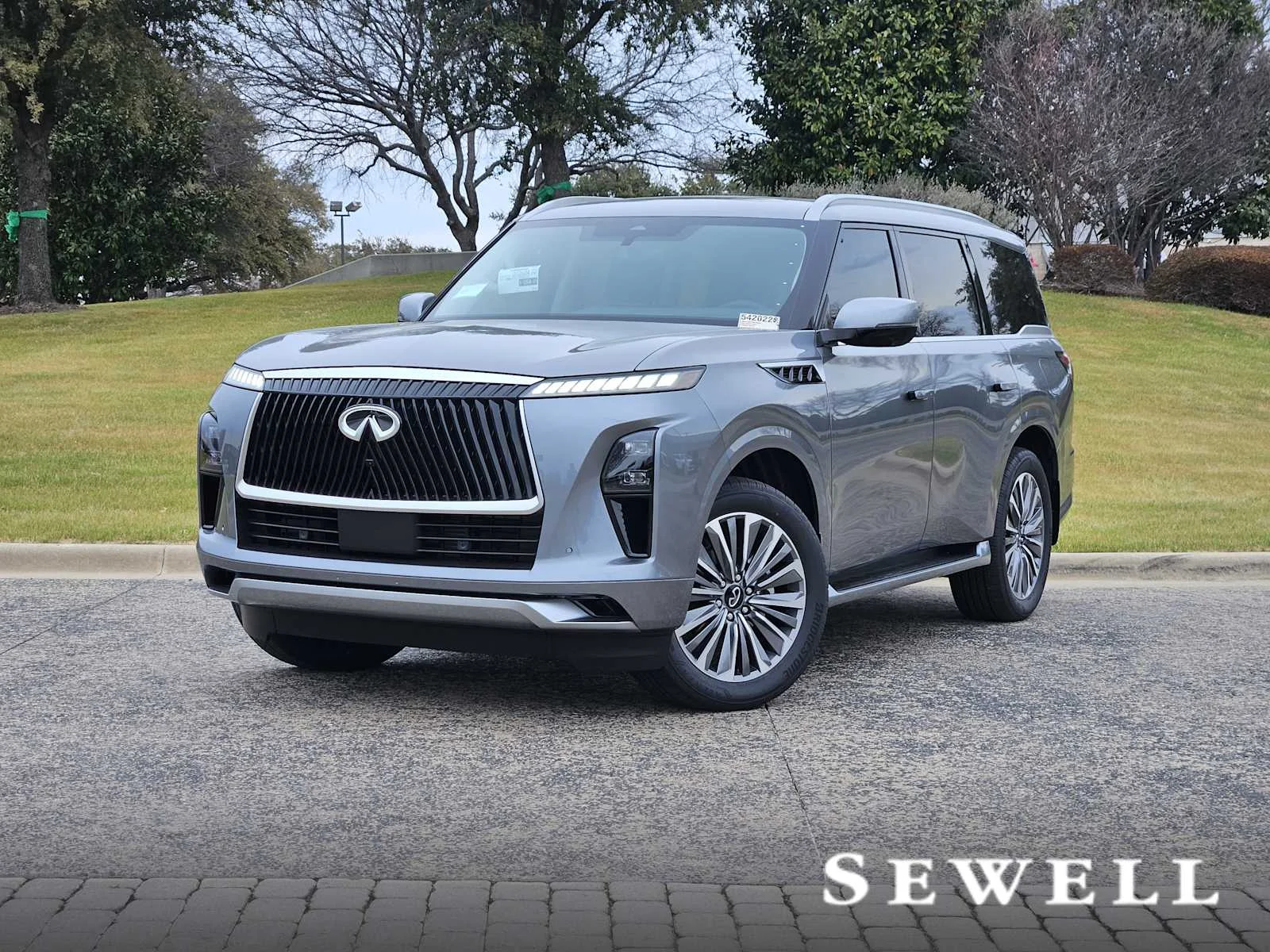 Certified Used 2026 Dynamic Metal INFINITI LUXE image 1