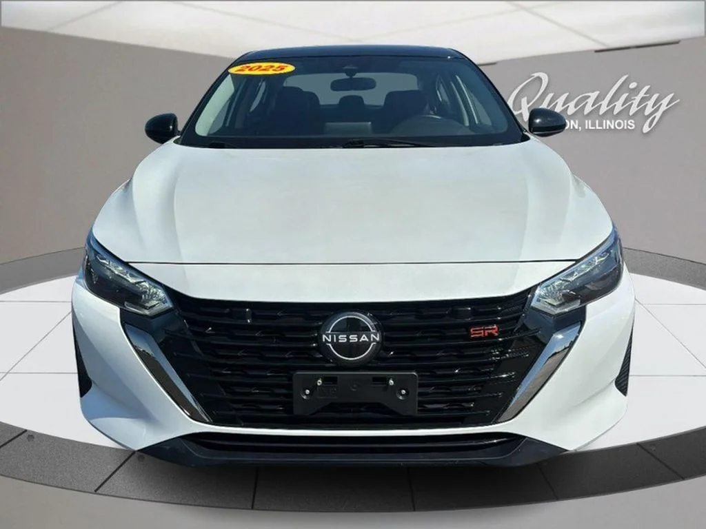 Used 2025  Nissan SR image 11