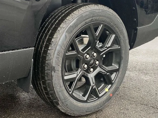 New 2026 Black Ford XLT image 9