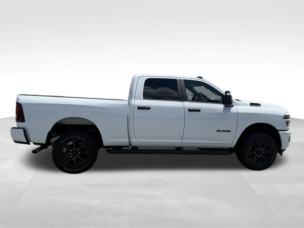 Used 2025 White Ram Big Horn image 49