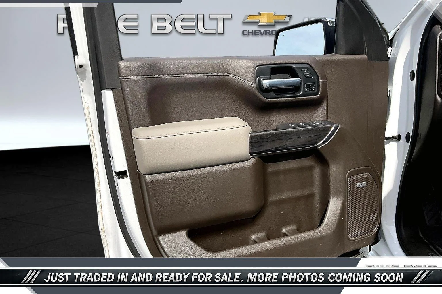 Used 2021 SUMMIT WHITE Chevrolet LTZ image 18