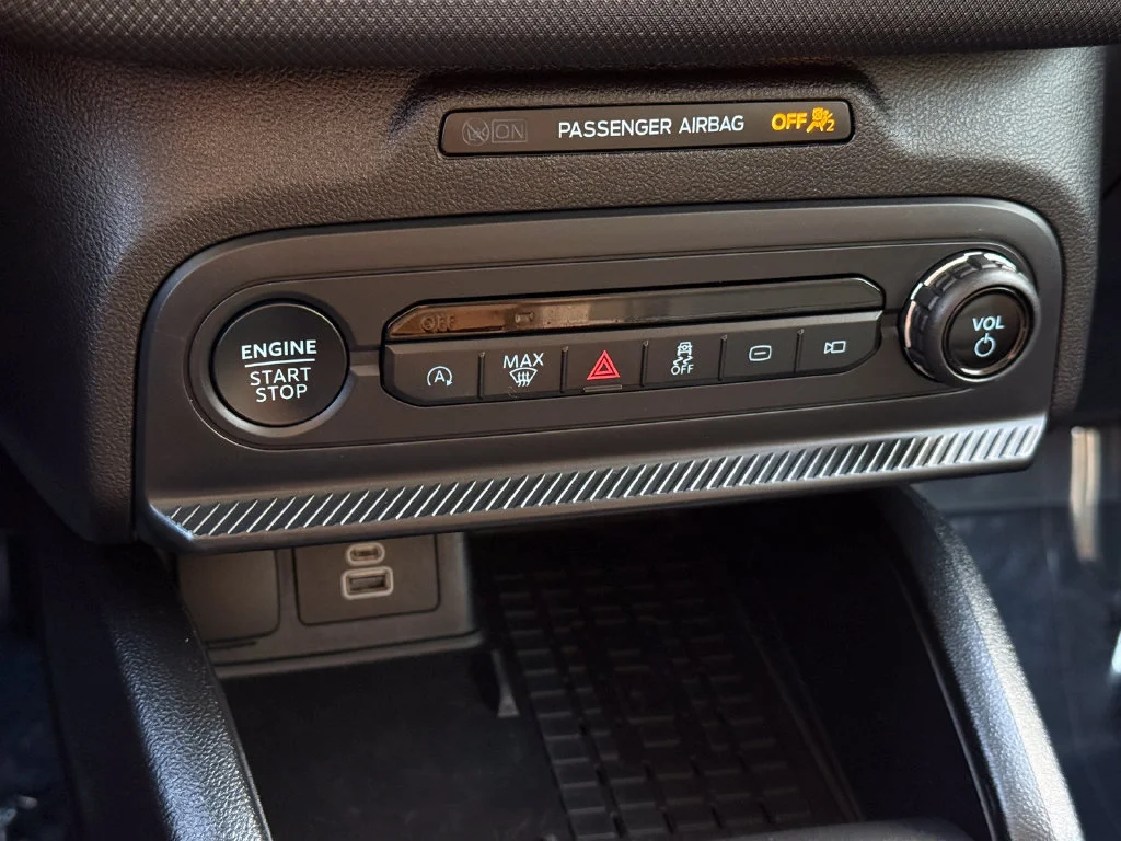 Used 2025  Ford Outer Banks image 28