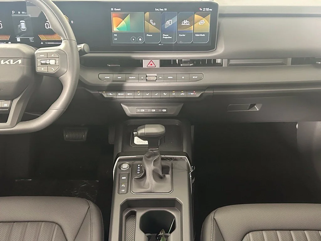 New 2027 Terrain Brown / Black Roof Kia X-Line S image 2
