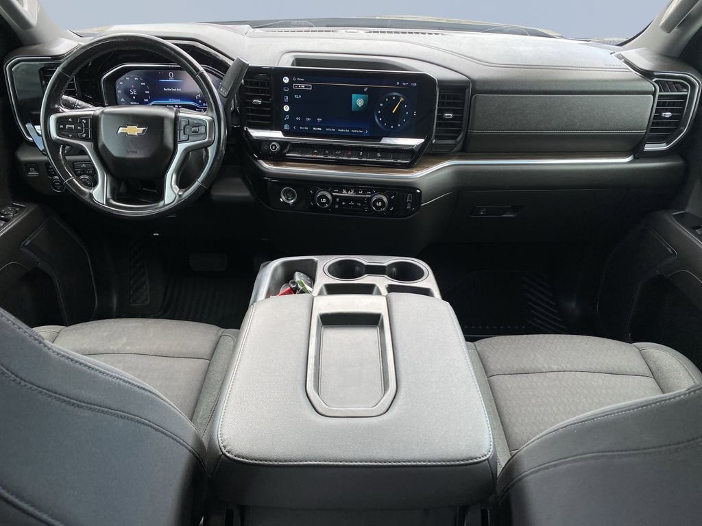 2022 Chevrolet Silverado 1500 LT - Photo 13