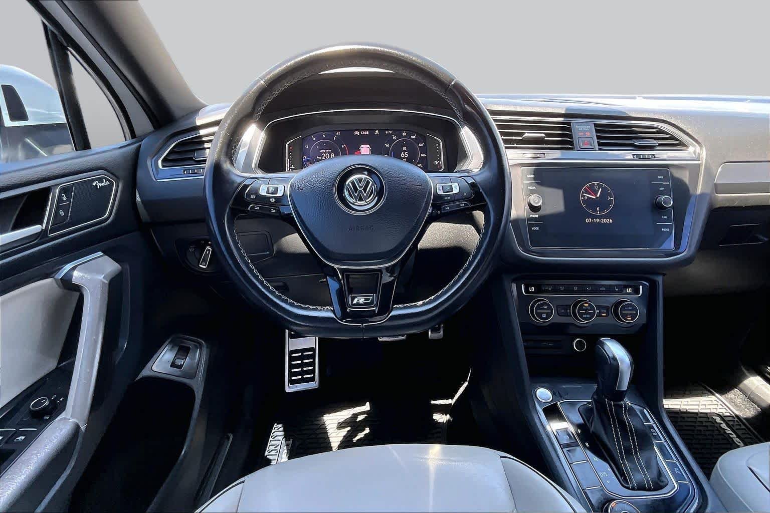 Used 2021 Pure White Volkswagen SEL Premium R-Line image 6
