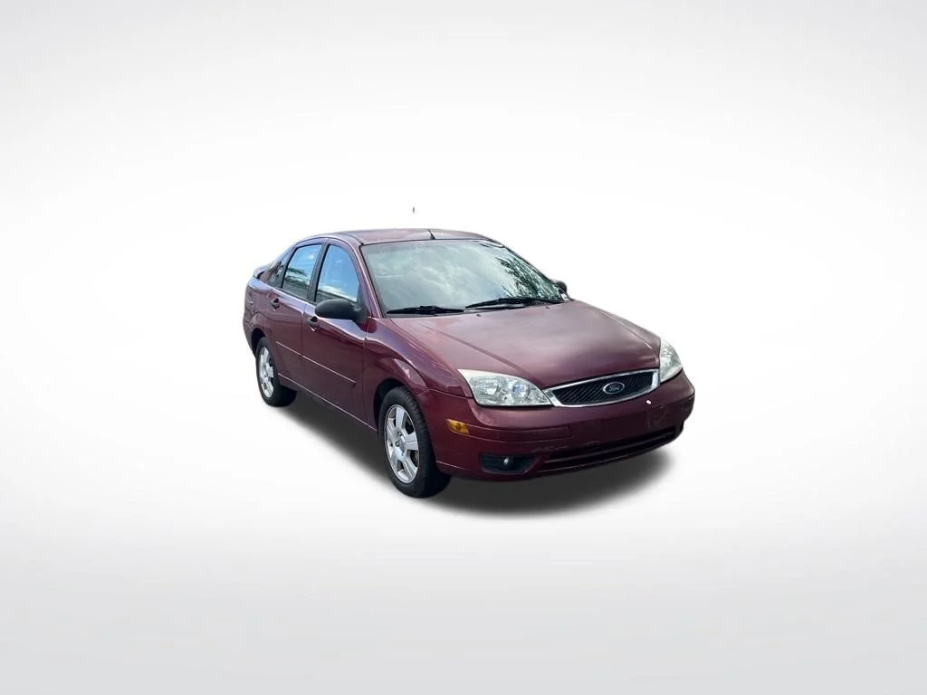 Used 2007 Ford Focus ZX4 SE with VIN 1FAHP34N67W224036 for sale in Fort Pierce, FL