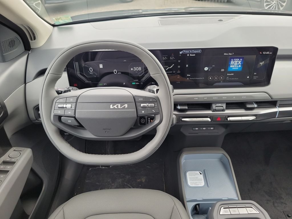 New 2027 Interstellar Gray Kia Wind image 18