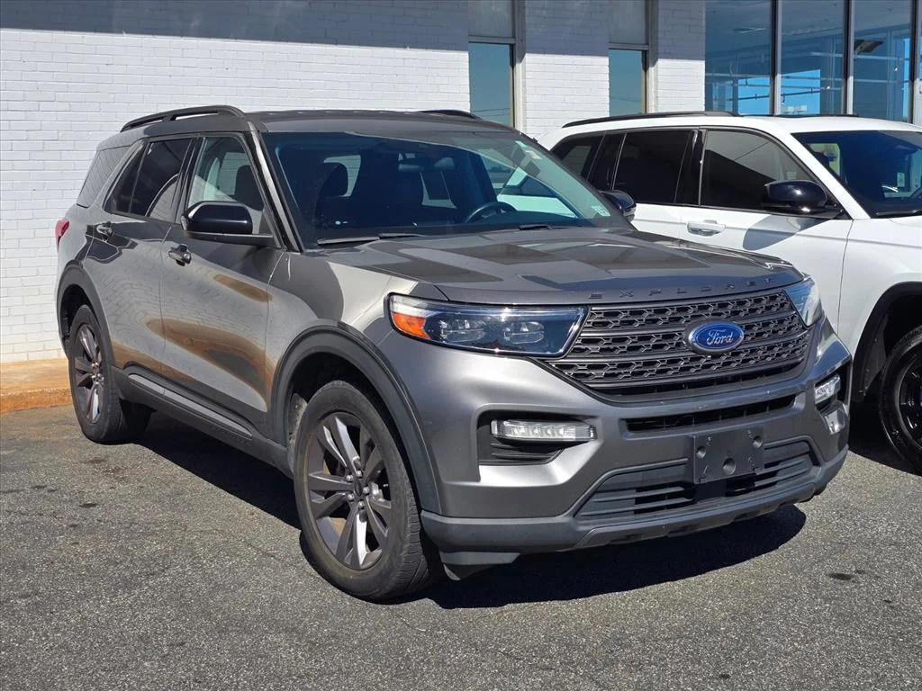 Used 2022 Gray Ford XLT image 10