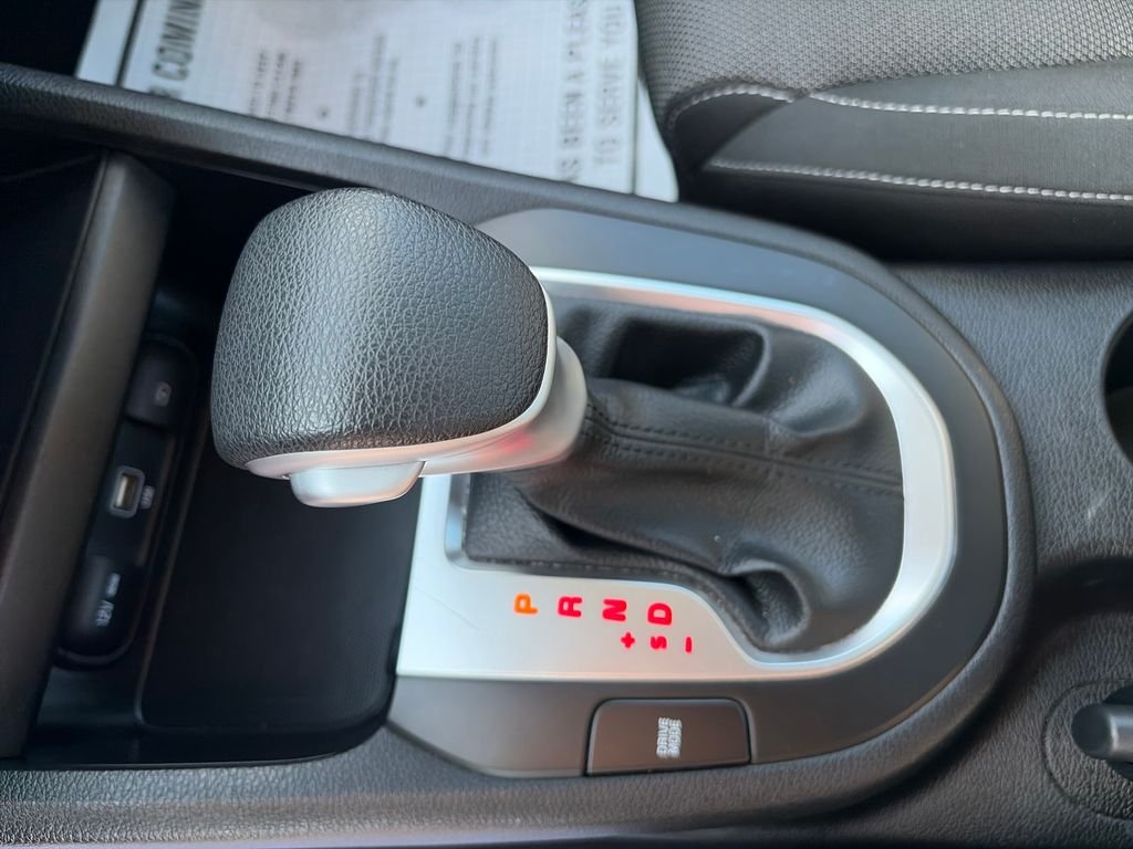Used 2024 Gray Kia LXS image 23