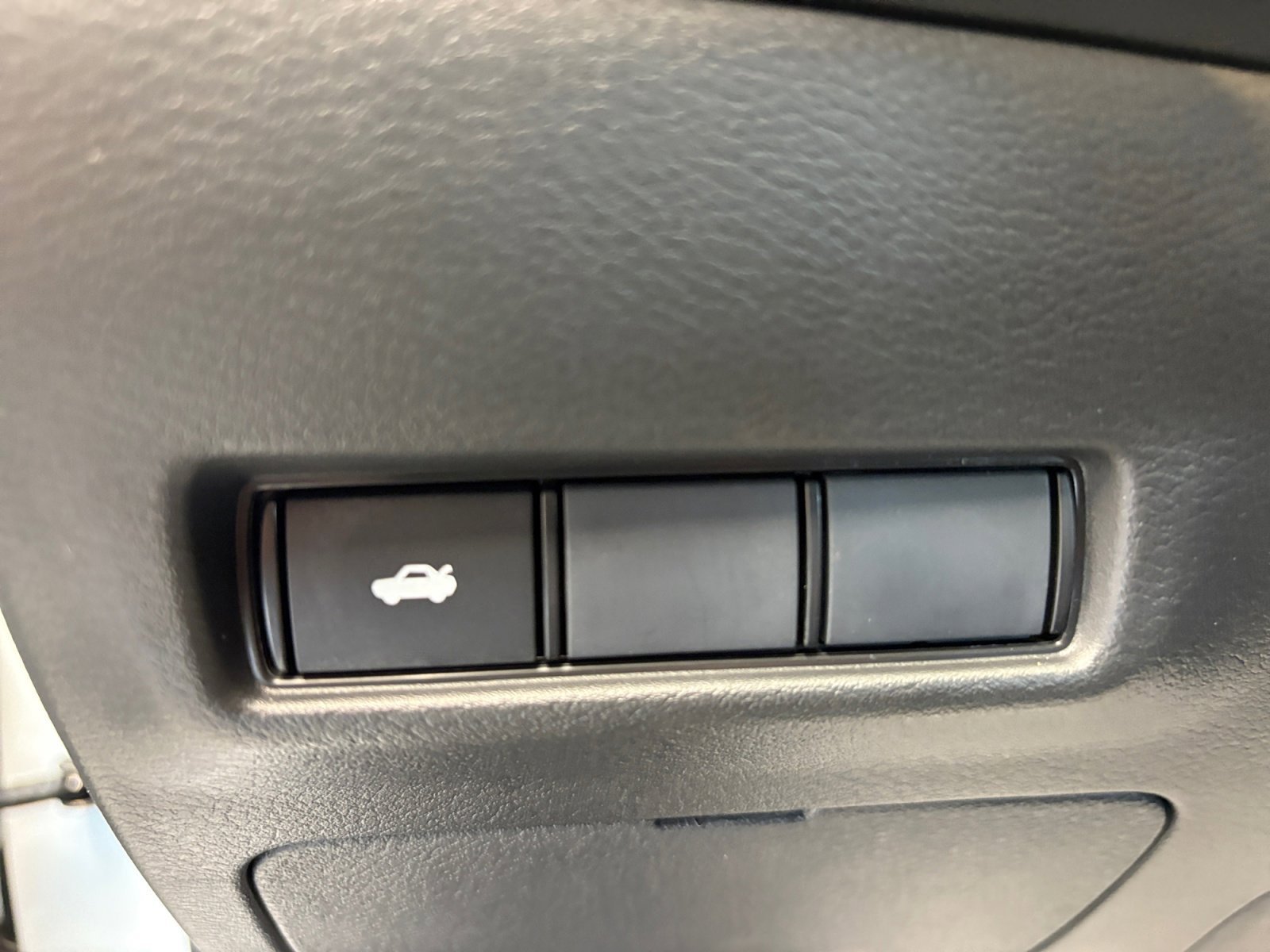 2026 Nissan Sentra SV - Photo 24