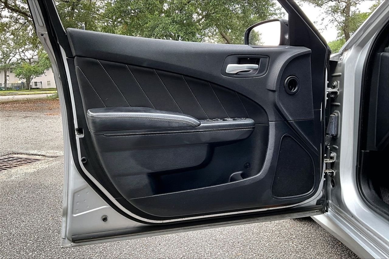 Used 2020 Silver Dodge SXT image 17