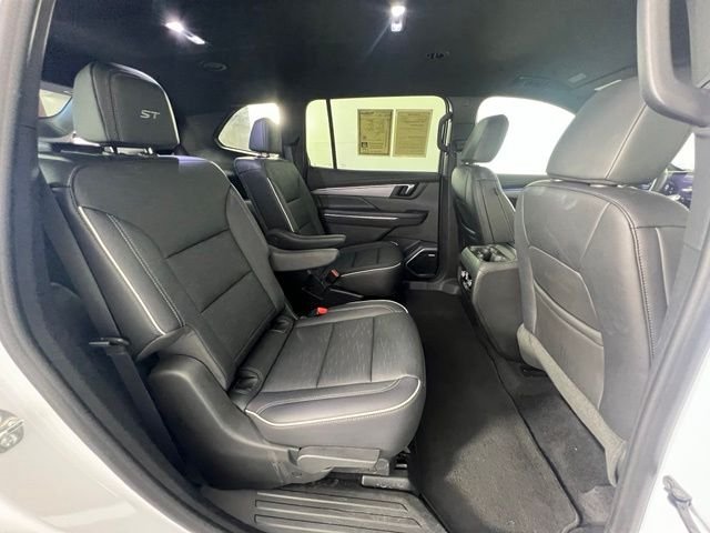 Used 2026 White Buick Sport Touring image 39