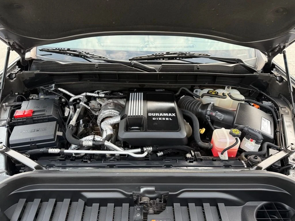 Used 2021 Gray GMC AT4 image 27