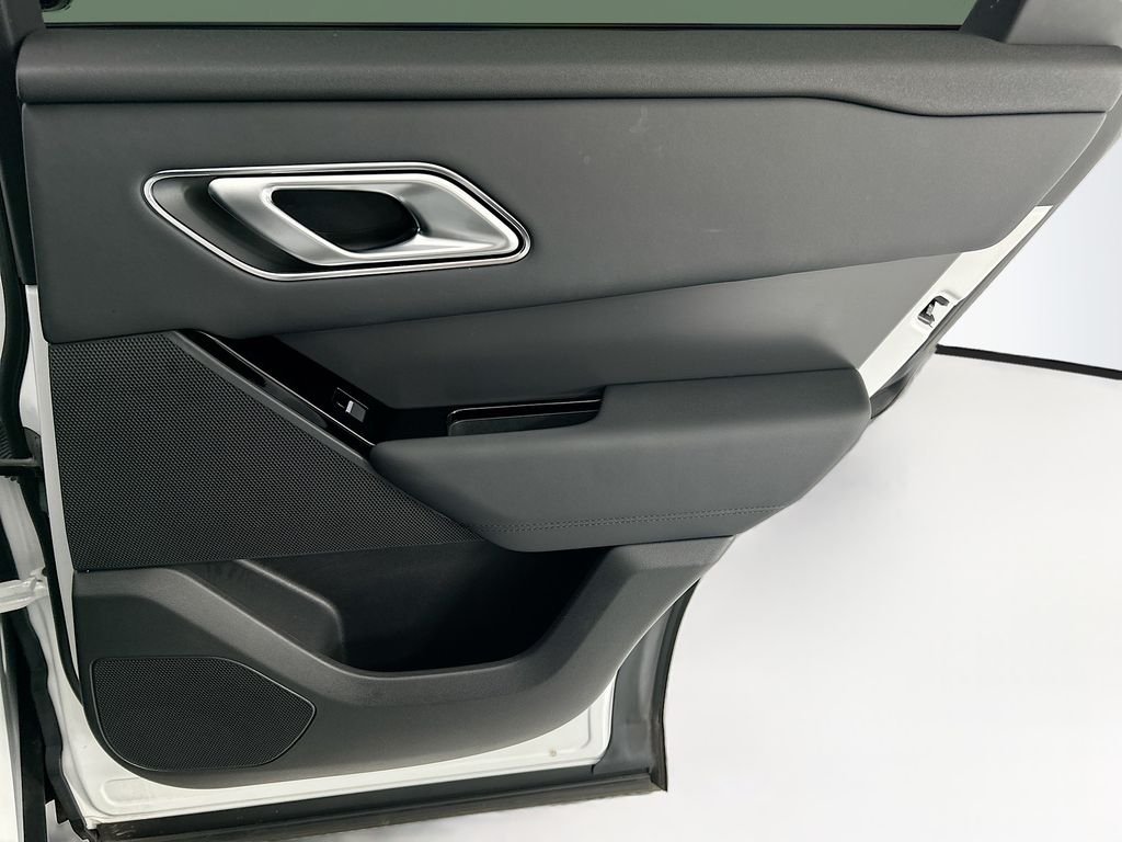 Certified Used 2026 Fuji White Land Rover S image 26
