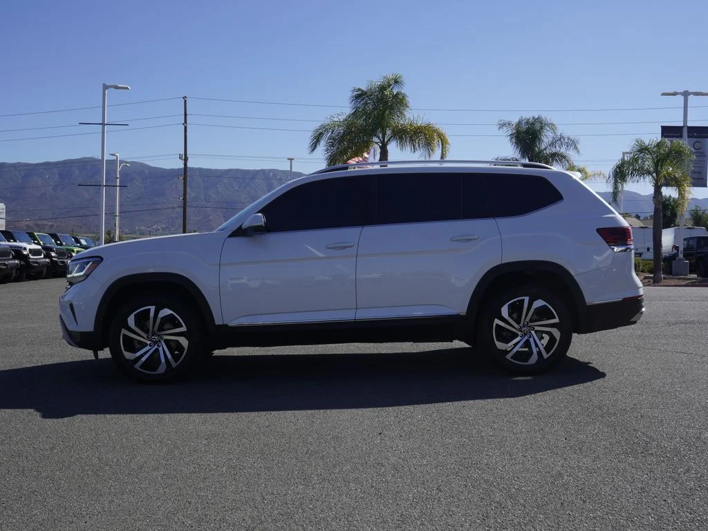 Used 2023 White Volkswagen SEL image 6
