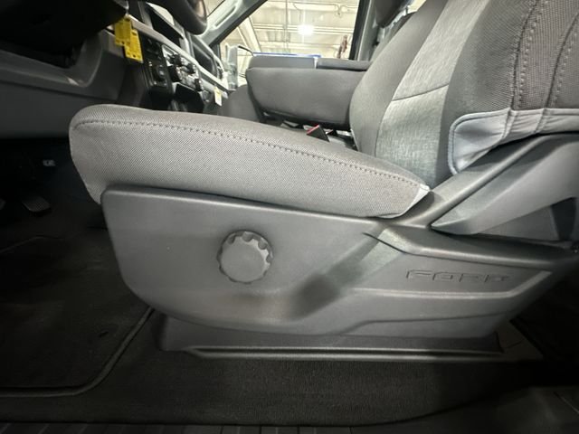 New 2026 Agate Black Metallic Ford F-250® XL image 18