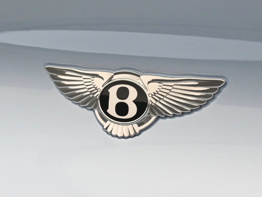 Used 2026  Bentley V8 image 21