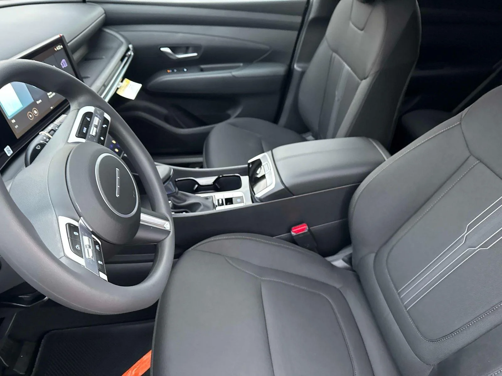 New 2026 Hampton Gray Hyundai SEL image 18