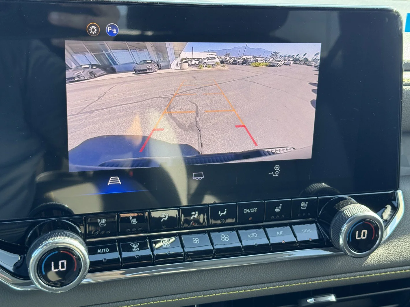 2026 Chevrolet Colorado ZR2 - Photo 18