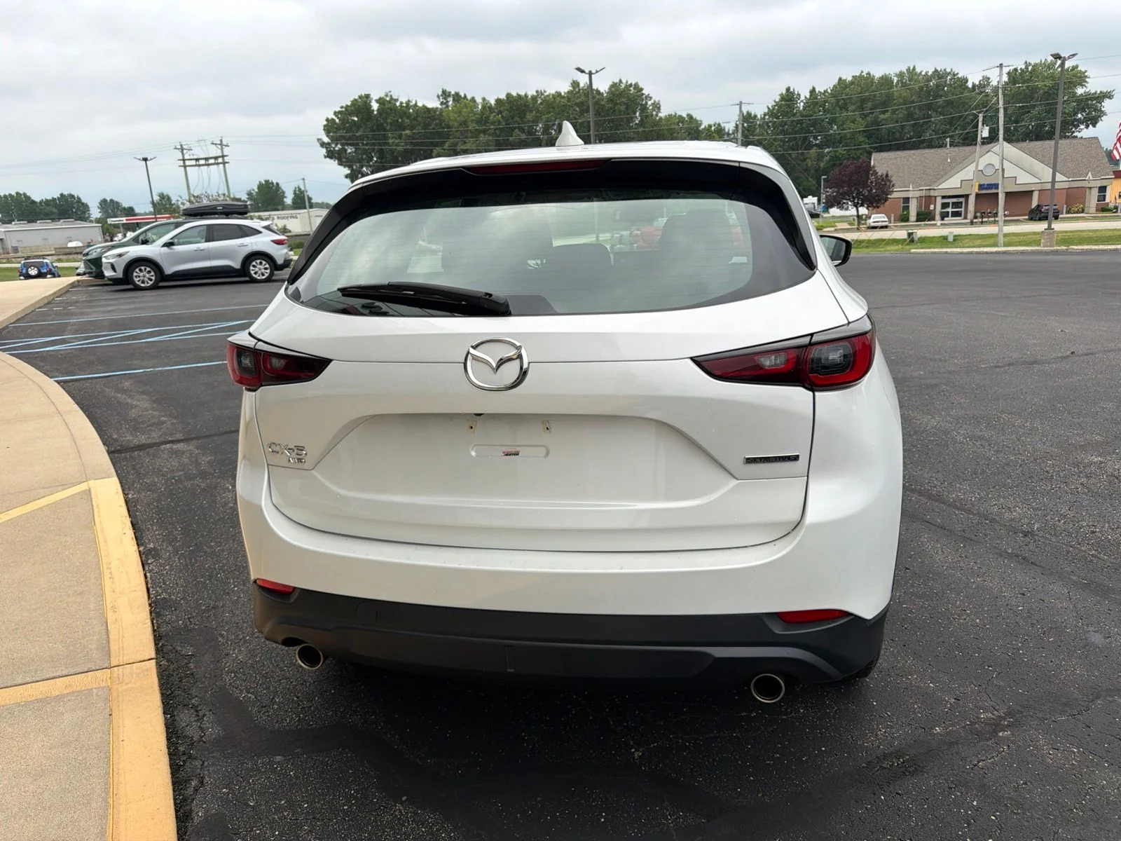 Used 2023 White Mazda 2.5 S image 6