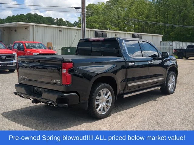 Used 2024 Black Chevrolet High Country image 13