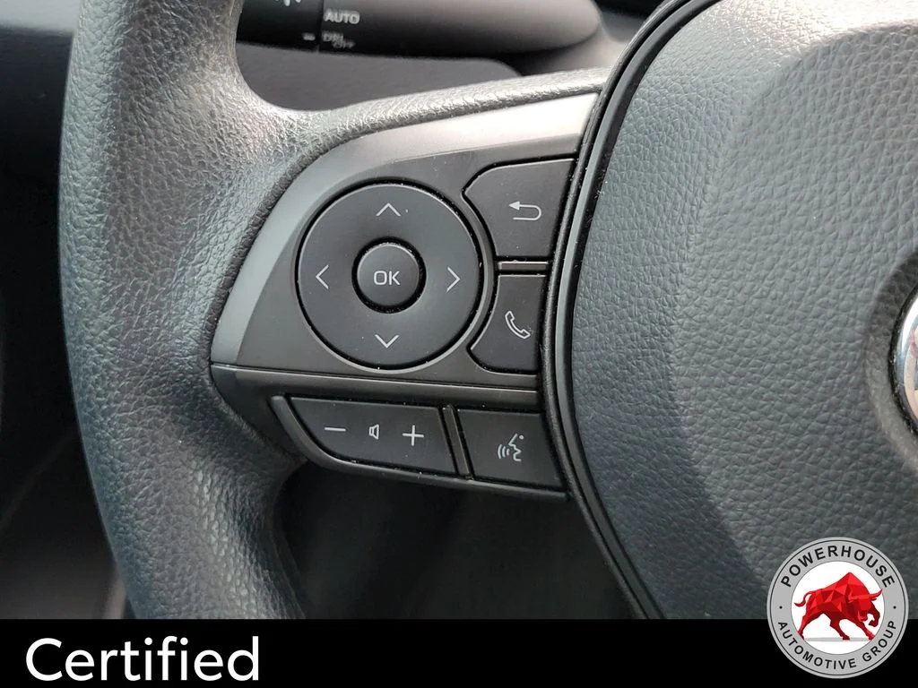 Used 2025 White Toyota LE image 26