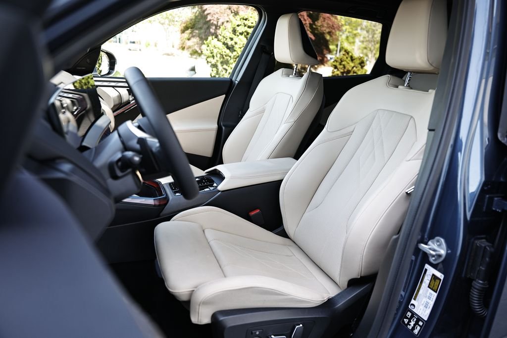 2025 BMW X3 30 - Photo 19
