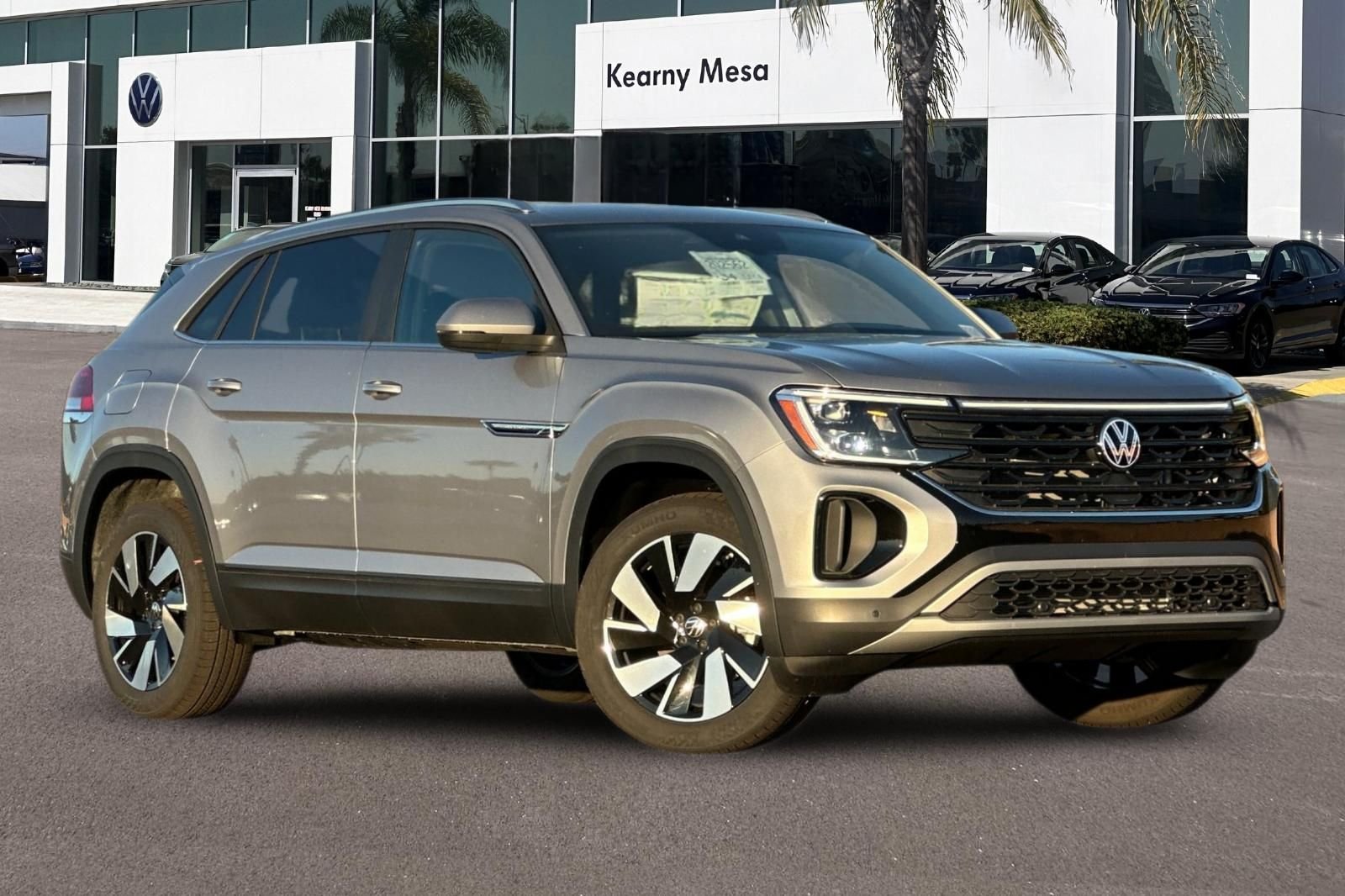 New 2026 Silver Mist Metallic Volkswagen 2.0T SE w/Technology image 2