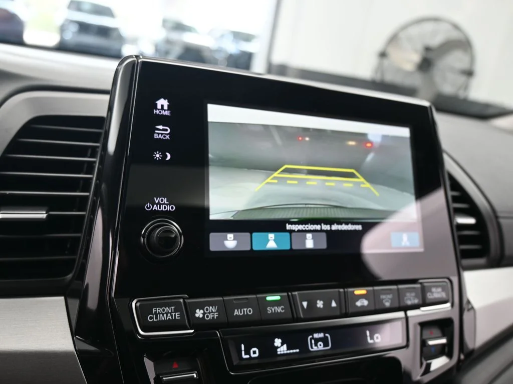 Used 2024 Gray / Black Honda EX-L image 19