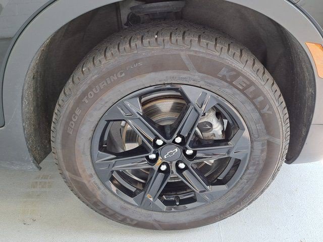 Used 2025 Black Chevrolet 2LT image 33