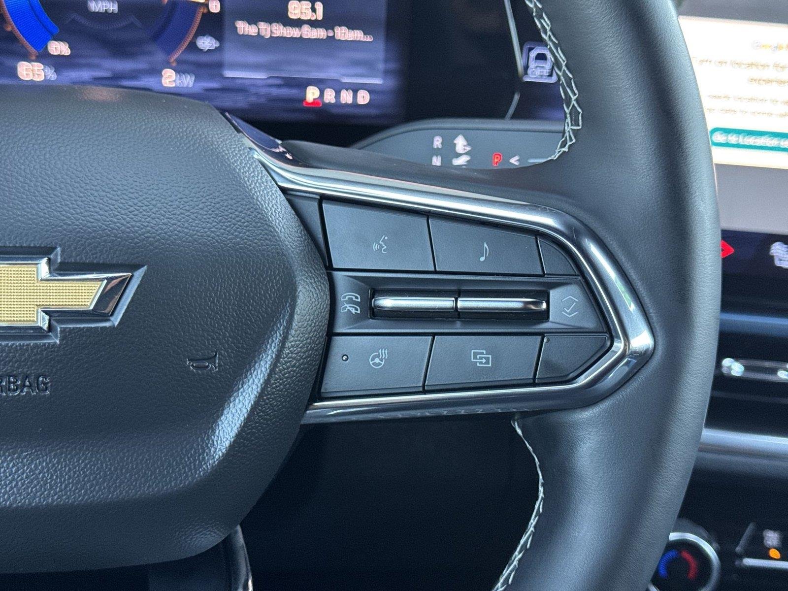 2024 Chevrolet Equinox EV LT - Photo 18