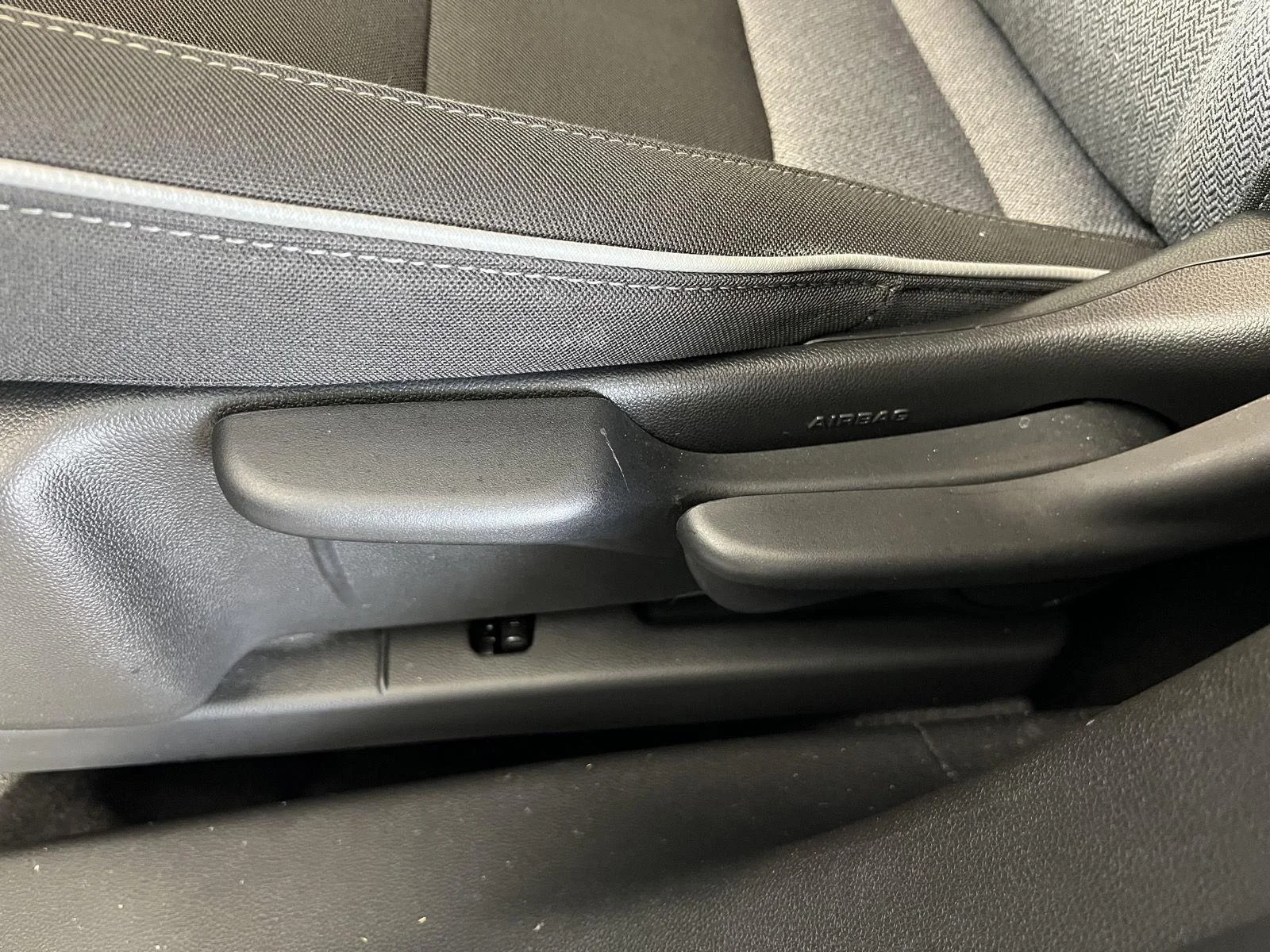 Used 2024 Fountain Blue Chevrolet LT image 5