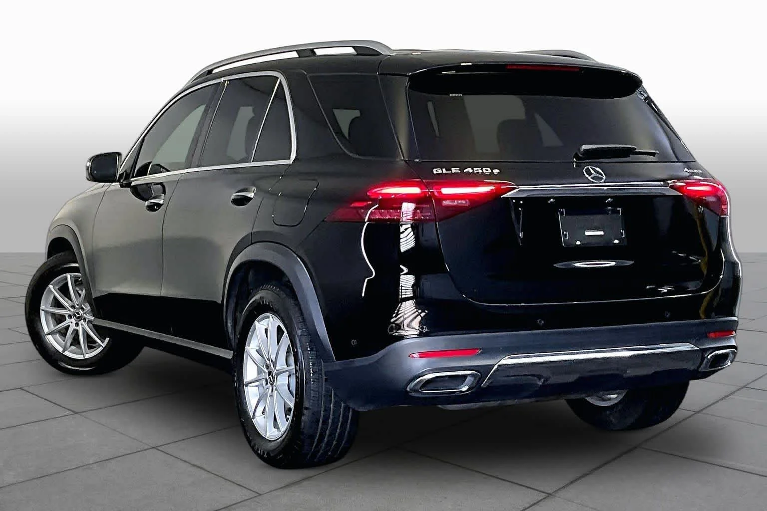 Used 2024 Black Mercedes-Benz GLE 450e Plug-In Hybrid image 12