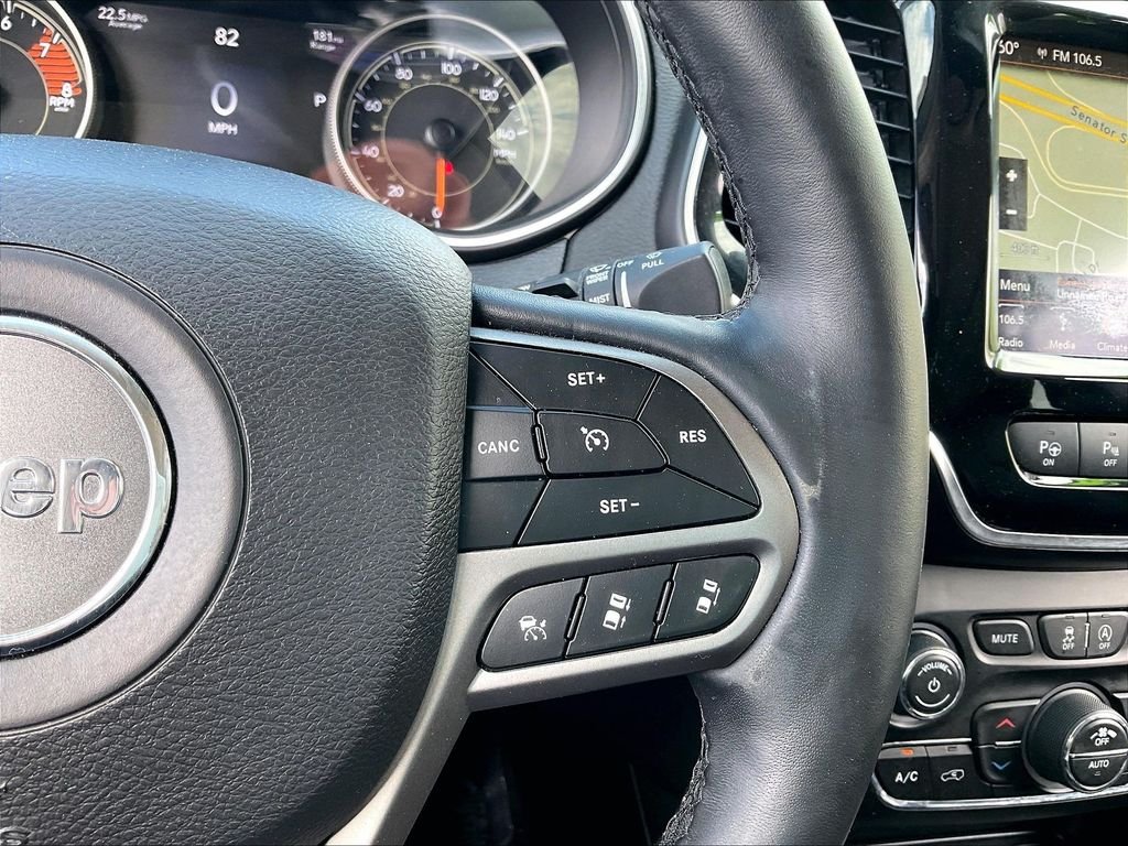 Used 2019 Bright White Clearcoat Jeep Limited image 23