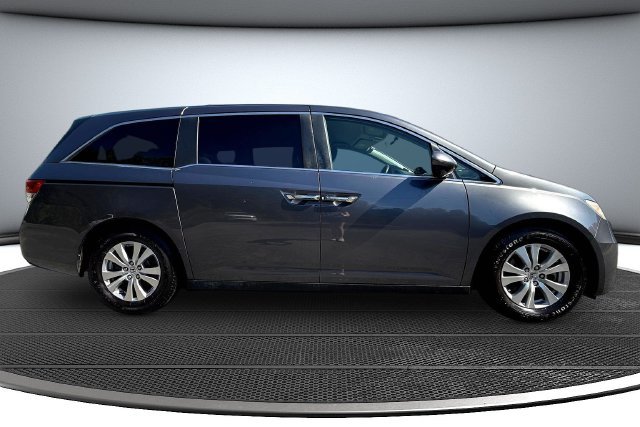 Used 2016 Gray Honda SE image 4