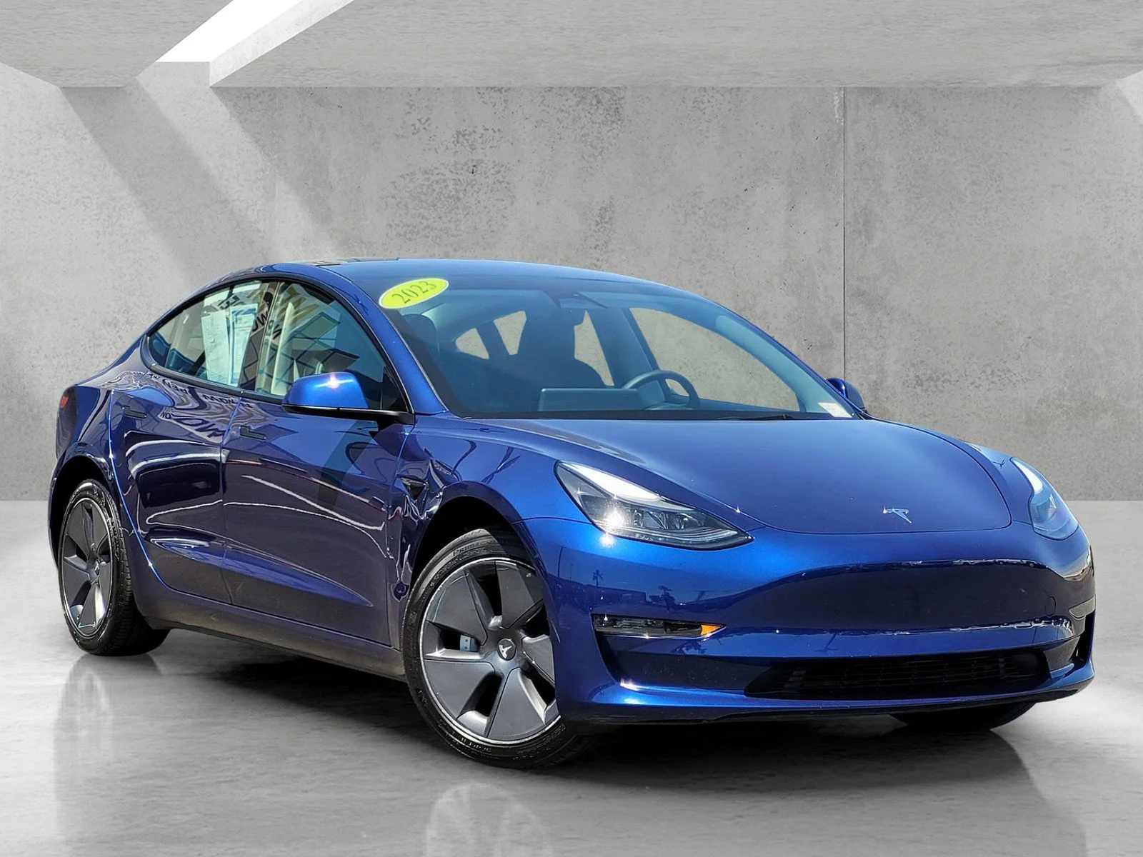 2023 Tesla Model 3 Base