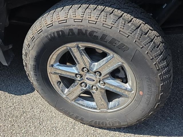 Certified Used 2025 Gray Metallic Ford XLT image 5