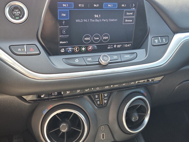 Used 2021 Black CHEVROLET FWD 4DR LT W/1LT image 25