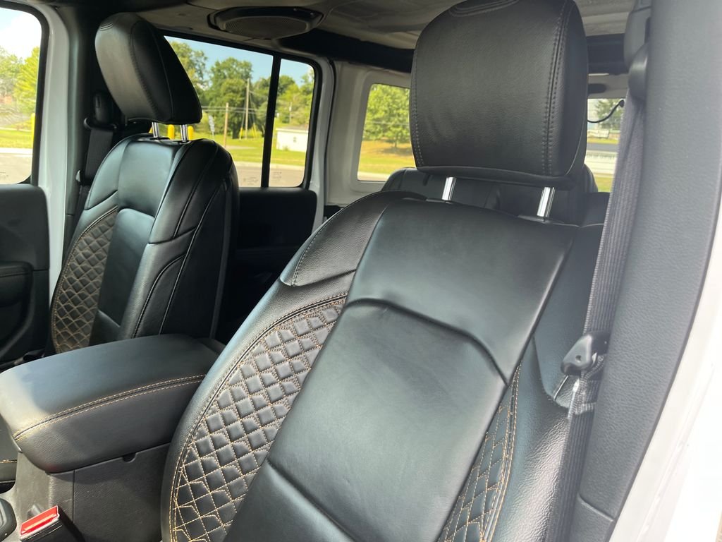 Used 2022 White Jeep Unlimited Sahara High Altitude image 12