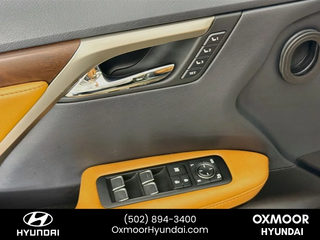 Used 2022 Nori Green Pearl Lexus  image 18