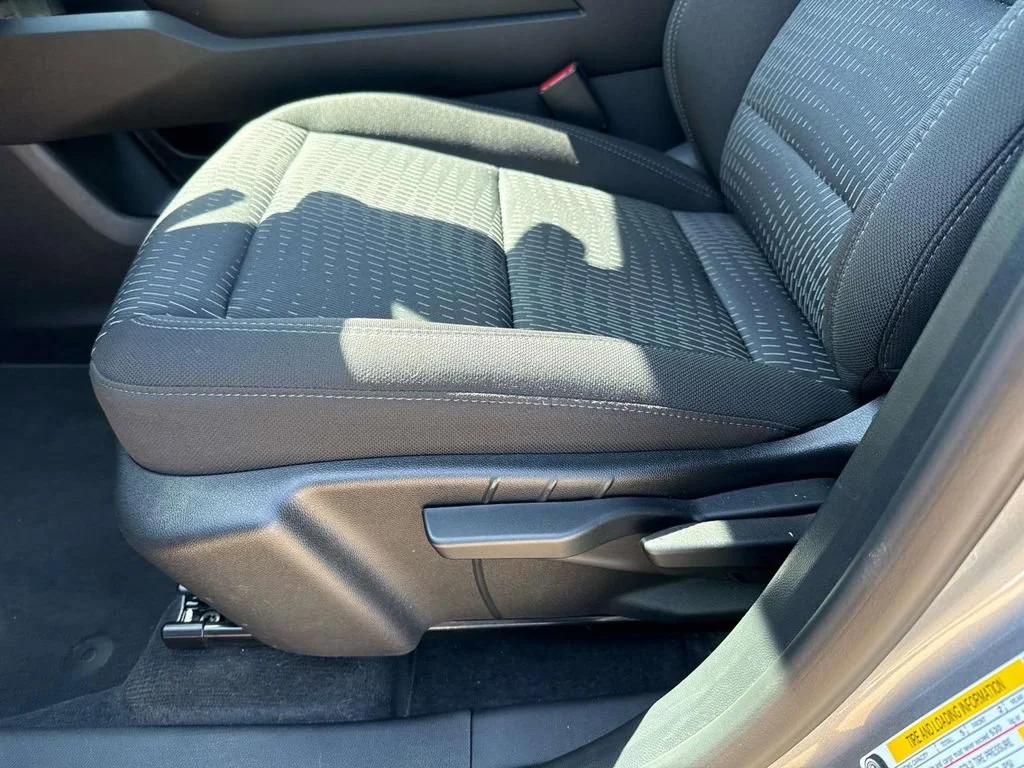 Used 2026 Sterling Gray Metallic Chevrolet LT image 27