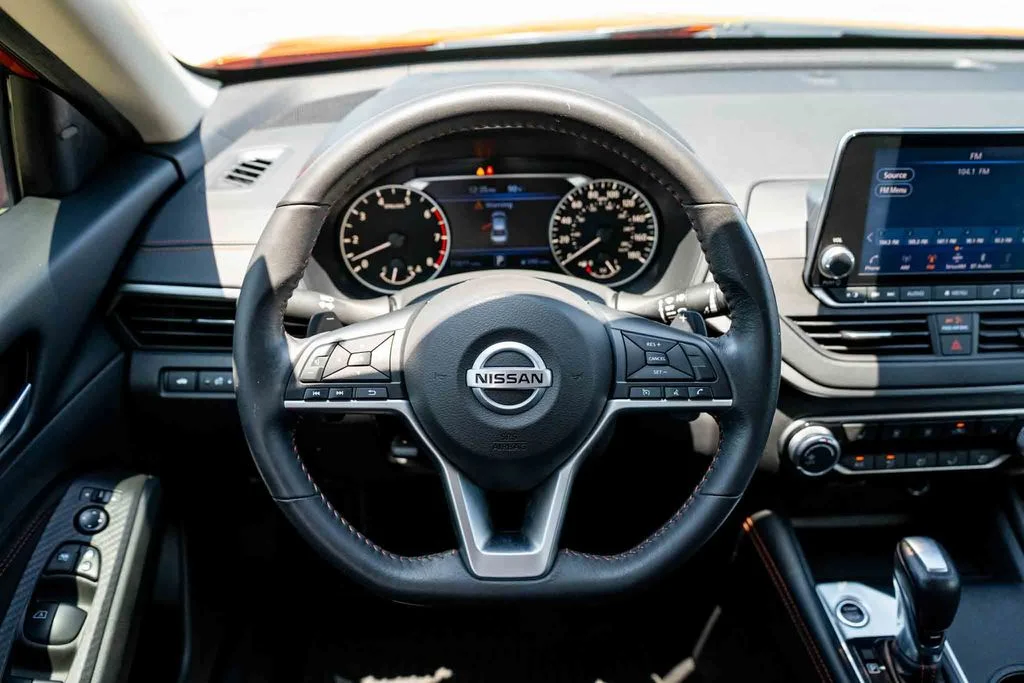 Used 2022 Orange Nissan 2.0 SR image 24