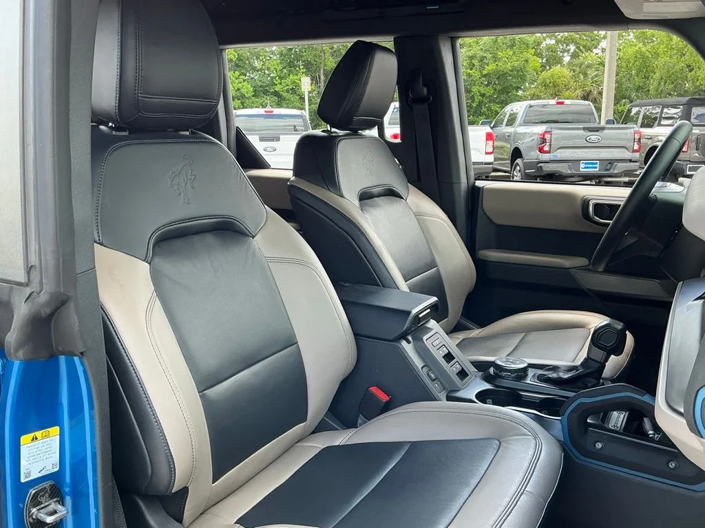 Used 2022 Blue Ford Wildtrak image 20