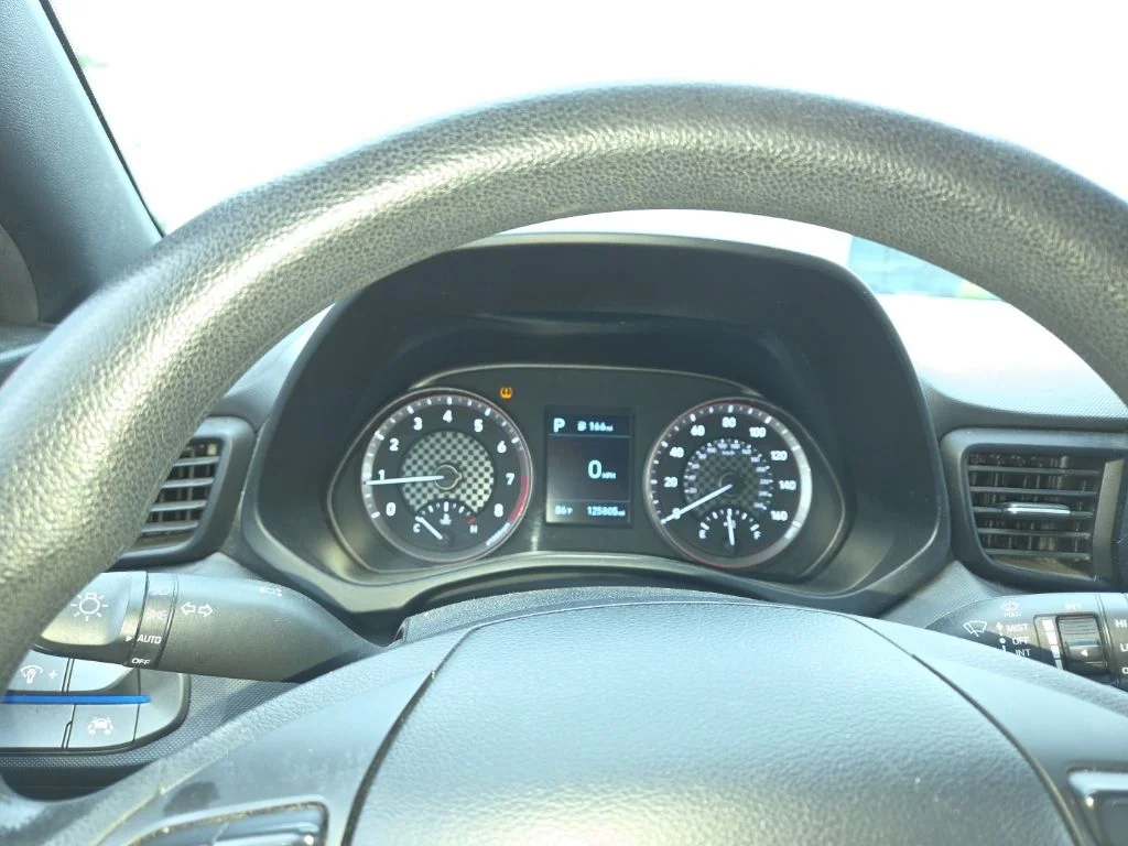 Used 2019 Red Hyundai 2.0 image 6